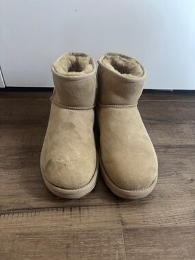 UGG Classic Mini Shearling-Lined Women's Boots - Chestnut/Tan